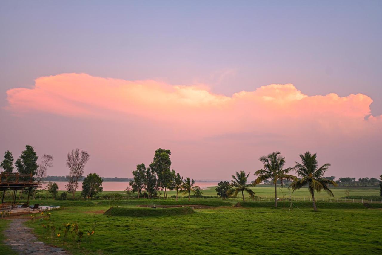 Hotel Fireflies Kabini Begūr Zewnętrze zdjęcie