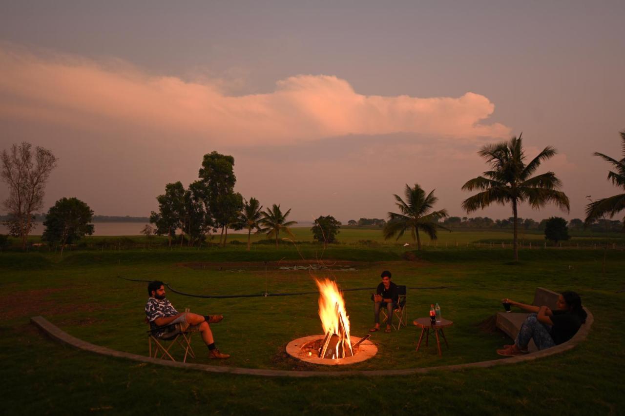 Hotel Fireflies Kabini Begūr Zewnętrze zdjęcie